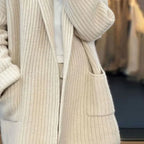 Yenna – Knitted Cardigan with Pockets
